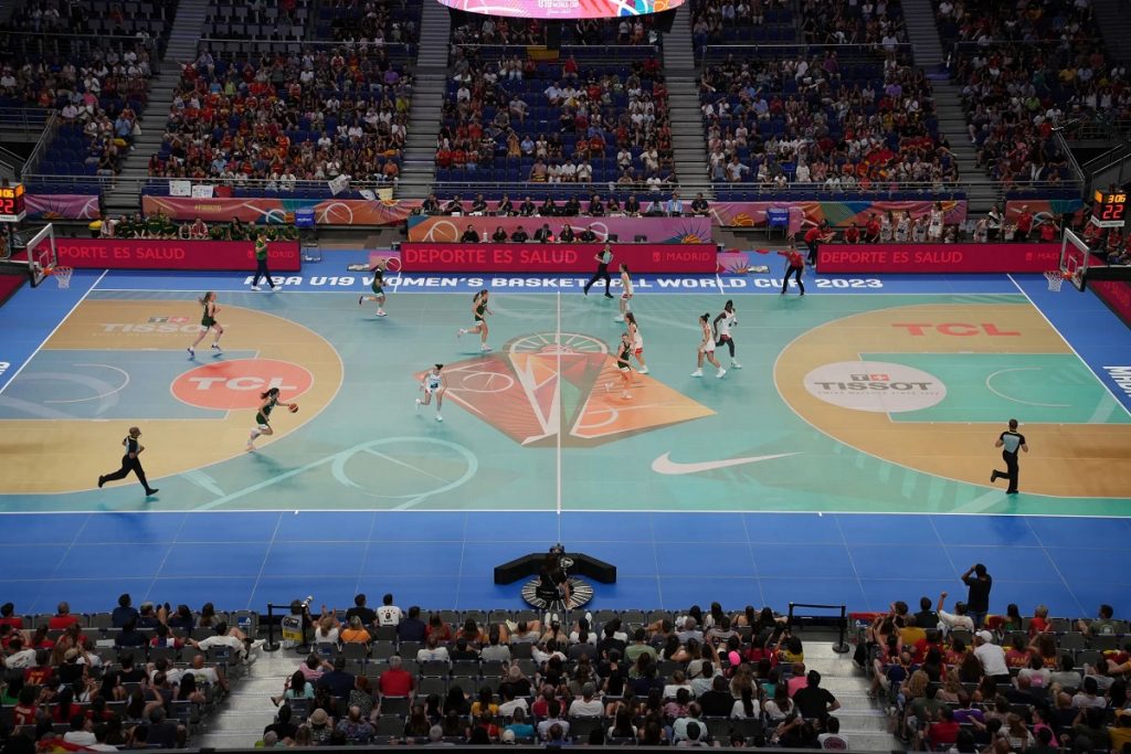 2023年国际篮联U19 女篮世界杯比赛在ASB GlassFloor地板上进行